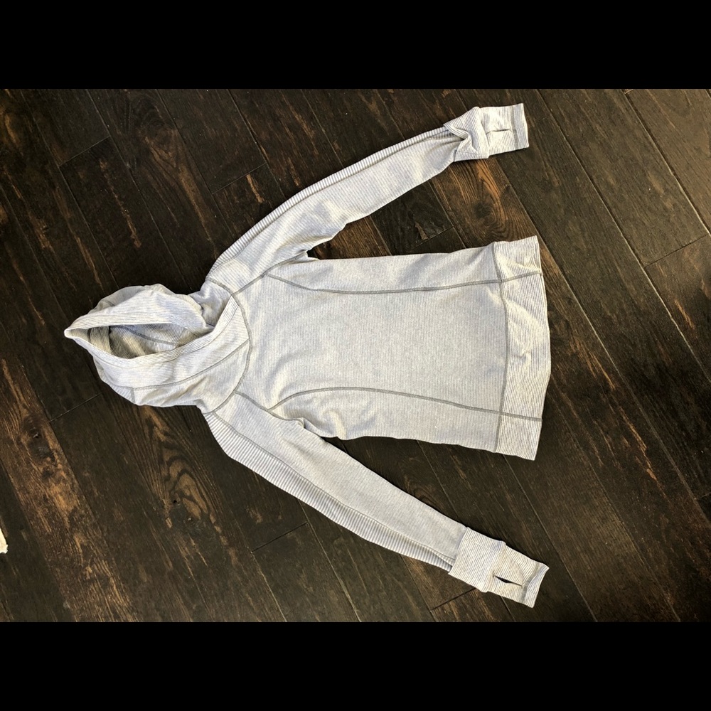 Lululemon gray stripped hooded pullover size 4.